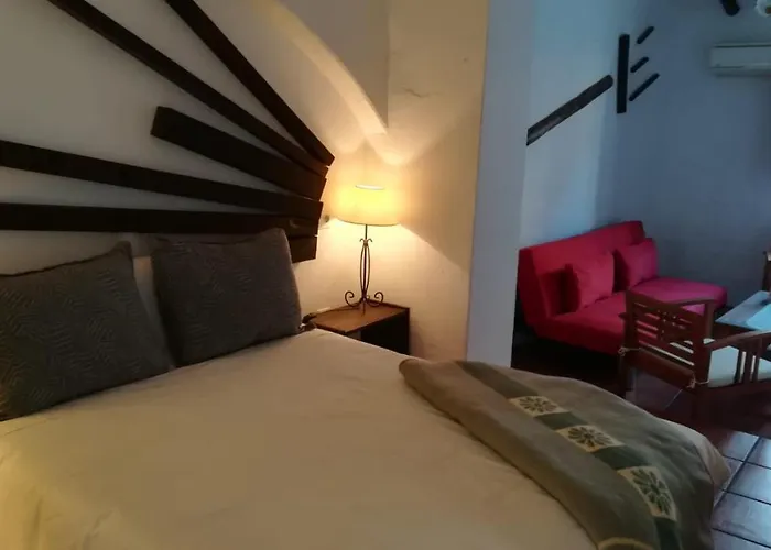 卡萨乡间玛丽亚旅馆 Malpartida de Cáceres